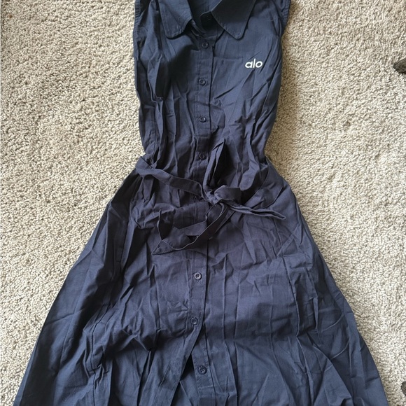 ALO Yoga Navy Button-Down Midi Dress - Picture 1 of 5